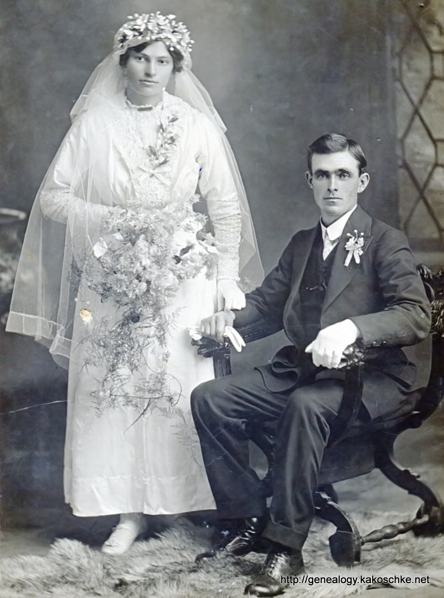 Amanda (nee Kakoschke) & James Leedham