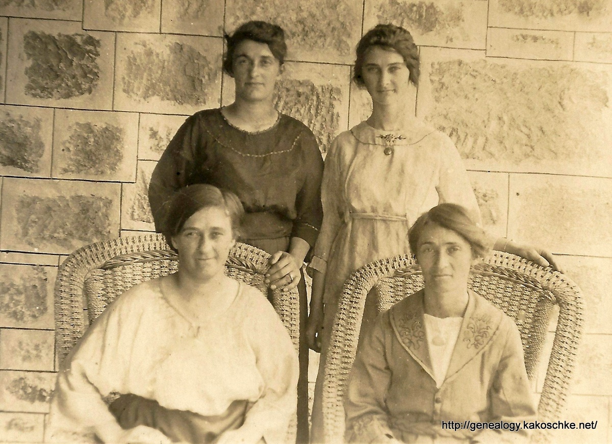 Edith, Myrtle, Mary & Laura Hempel
