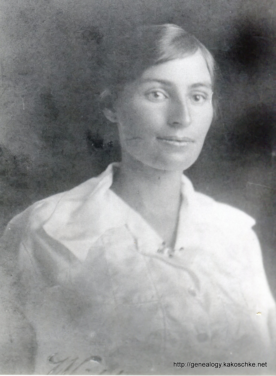 Elsie Bath (nee Kakoschke)